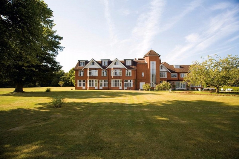 the-grovefield-house-hotel-03 The Grovefield House Hotel