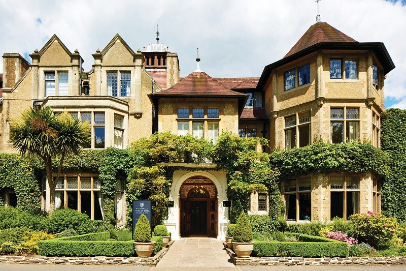 macdonald-frimley-hall-hotel-and-spa-lgbtq-friendly-wedding-venue-surrey Macdonald Frimley Hall Hotel & Spa