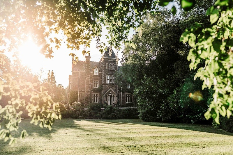 Dunwood Hall Estate