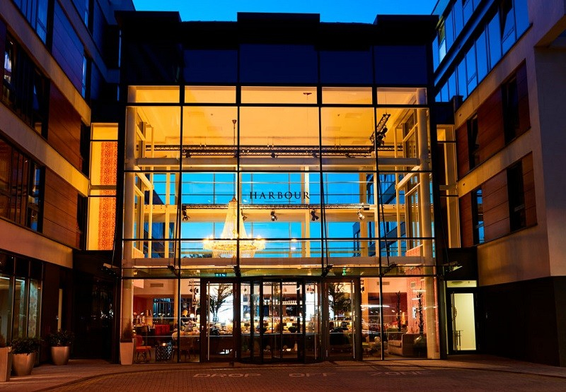 Guildford Harbour Hotel